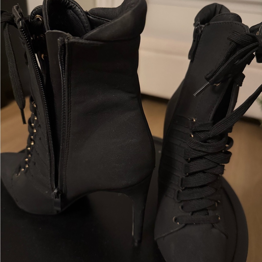 Elegant Black Lace-Up Ankle Boots
